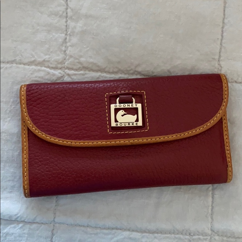Dooney & bourke red leather wallet